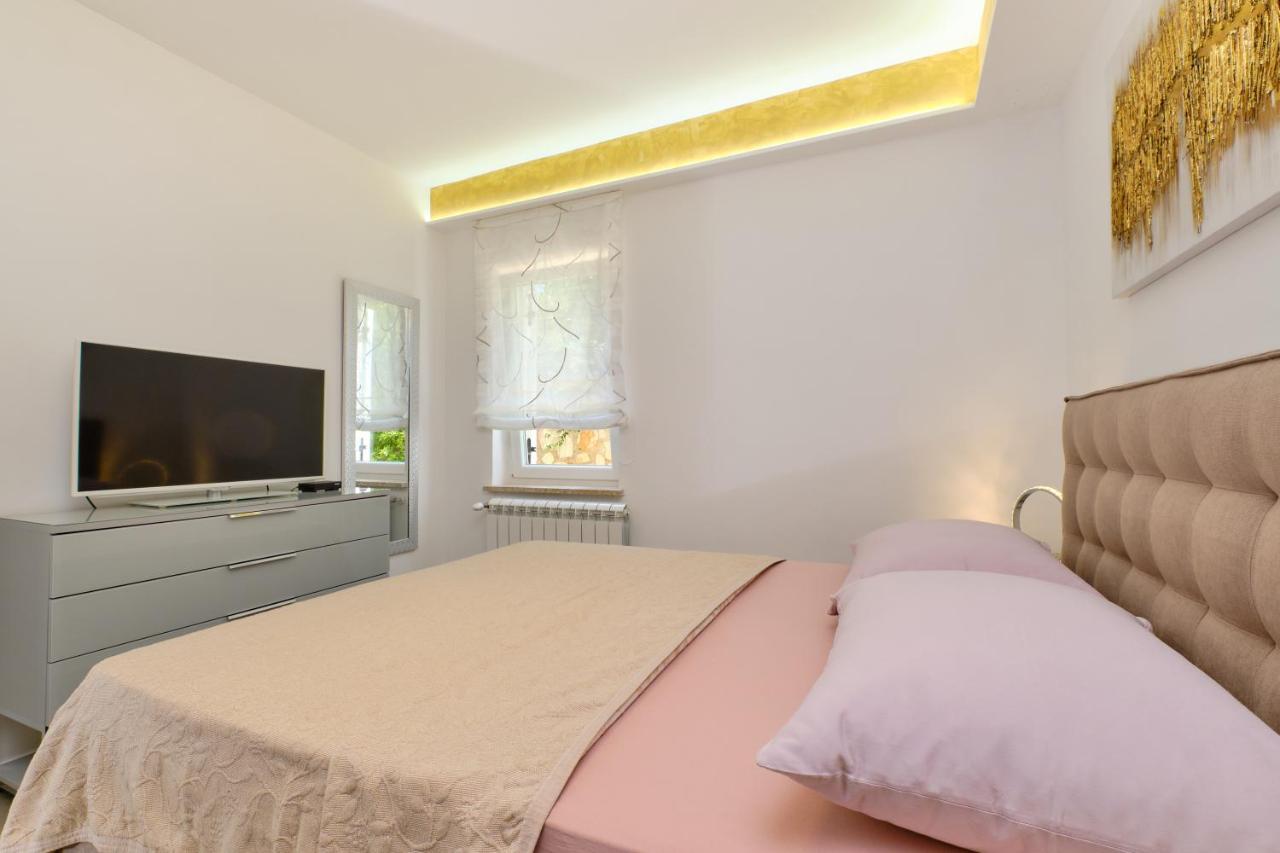 Leonida Apartment Mali Lošinj Екстериор снимка